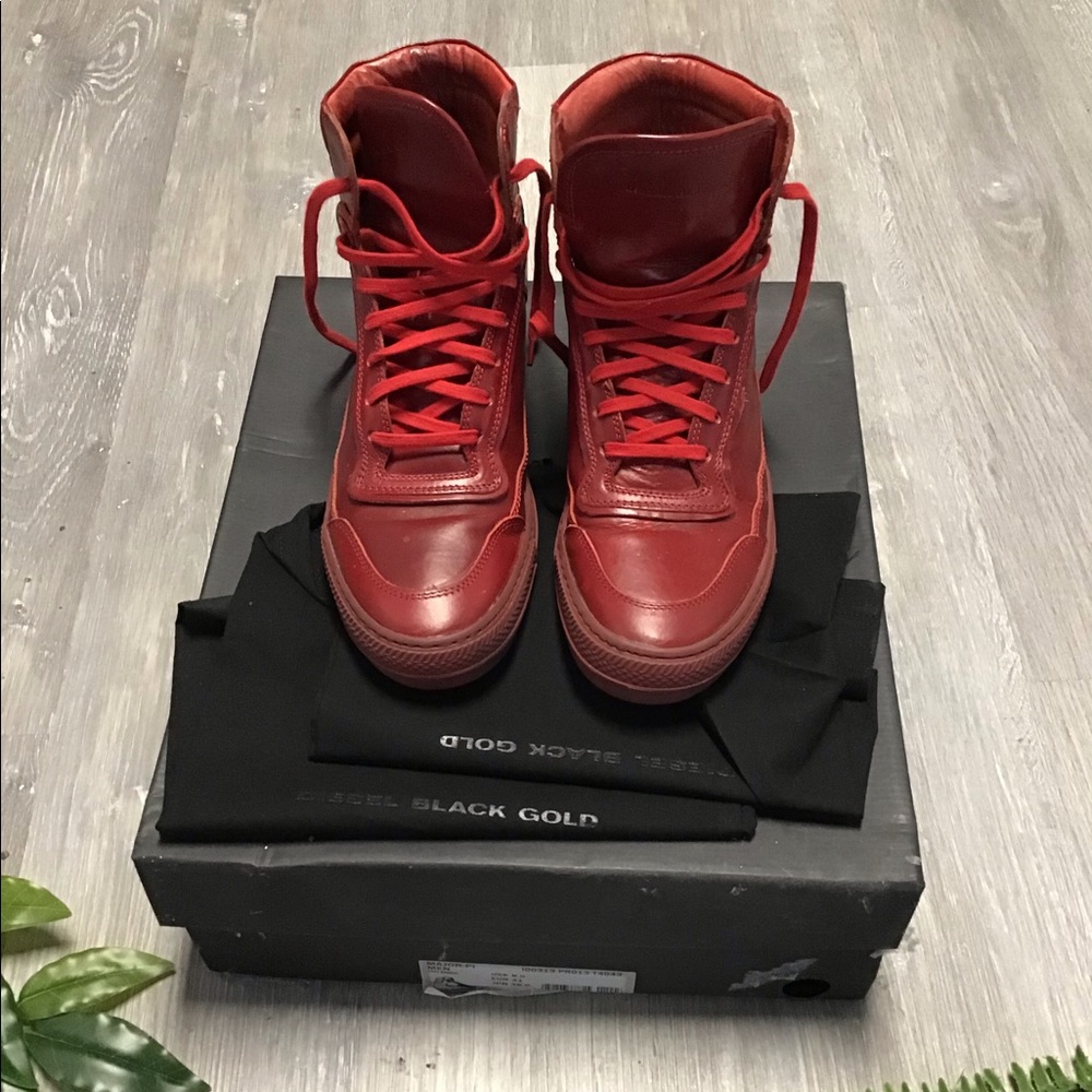 Diesel Black Gold Men Sneakers size 41 (8.5 US)